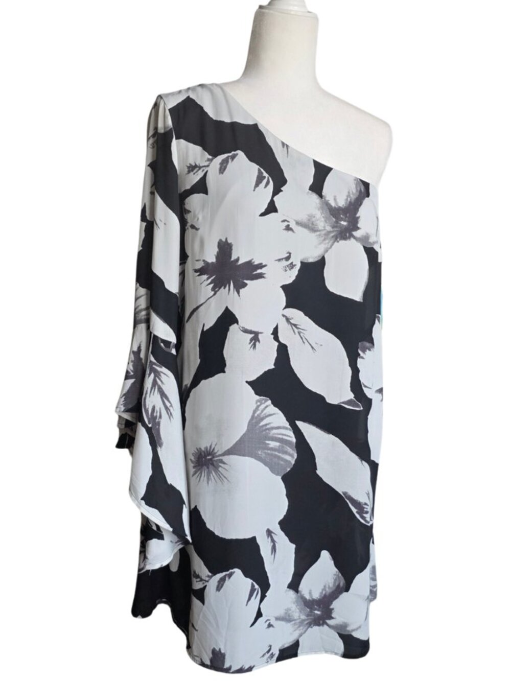 NWT CeCe One Shoulder Floral Print Dress 4